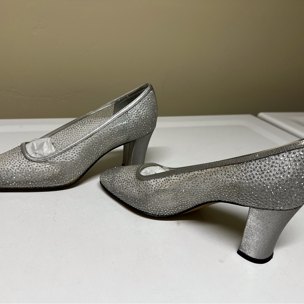 Women’s Apostrophe Silver Heels with Sparkling Embellishments Dress Shoes - Picture 9 of 11